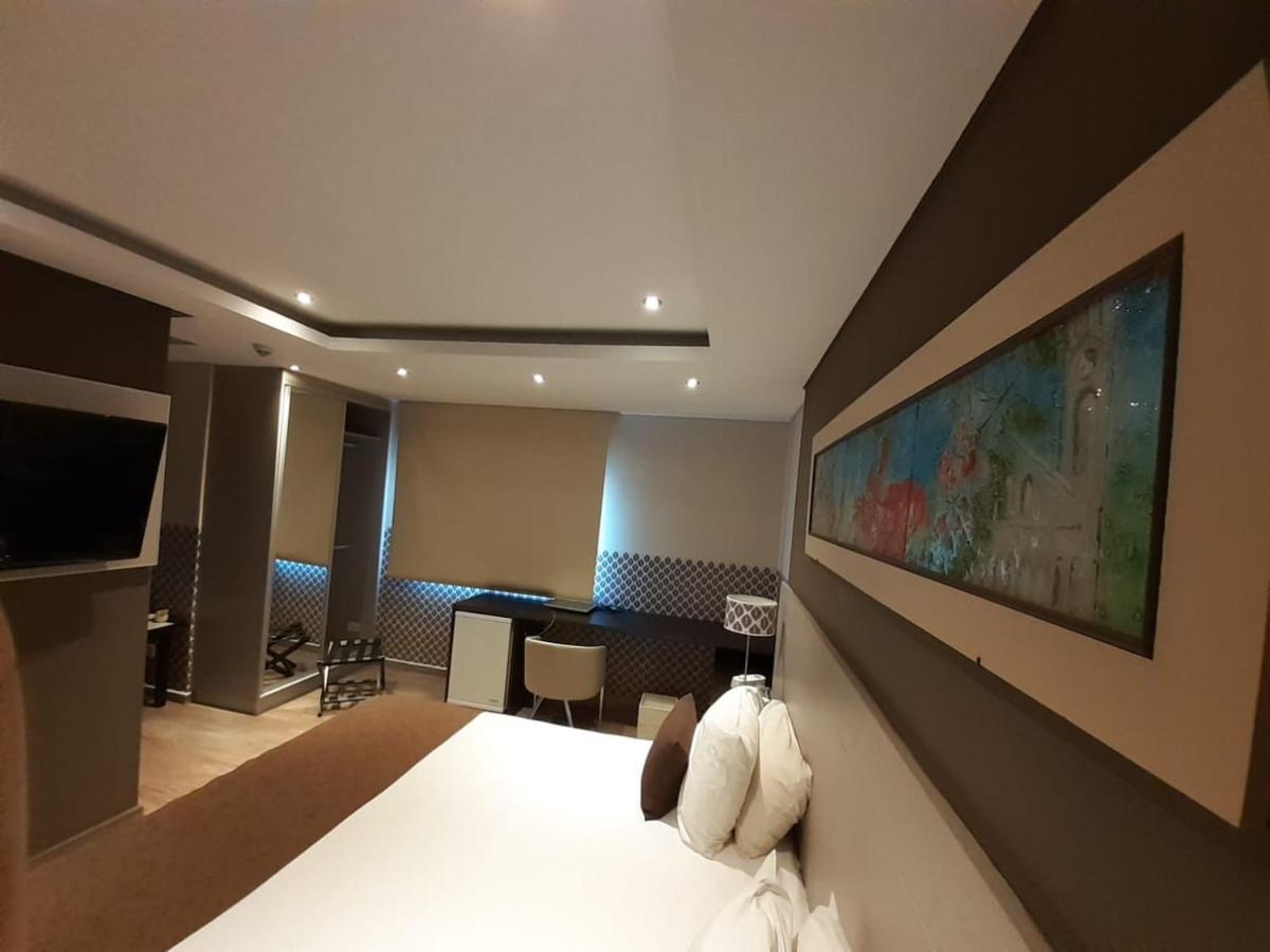 Bagu Grand Crucero Посадас Екстериор снимка